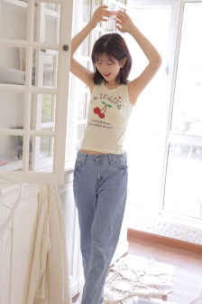 年轻的女学生8